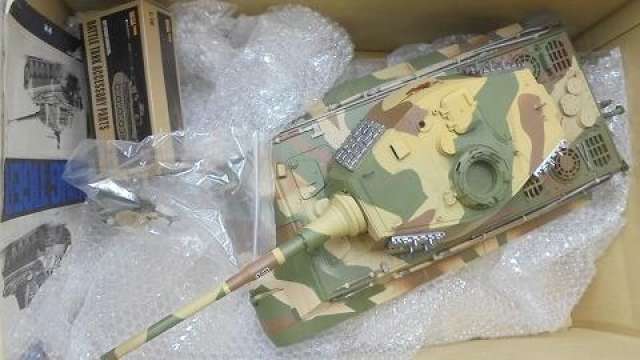 ラジコン タンク ドイツ重戦車キングタイガー 1/16
