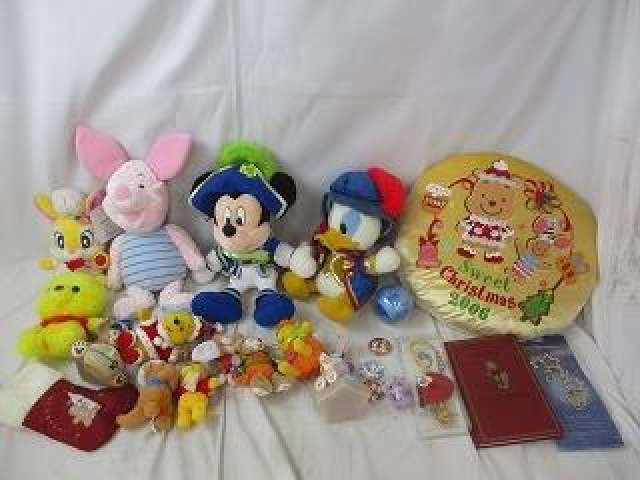 Sweet Christmas 2006 くまのプーさん クッション 他 ぬいぐるみ キーホルダー 等