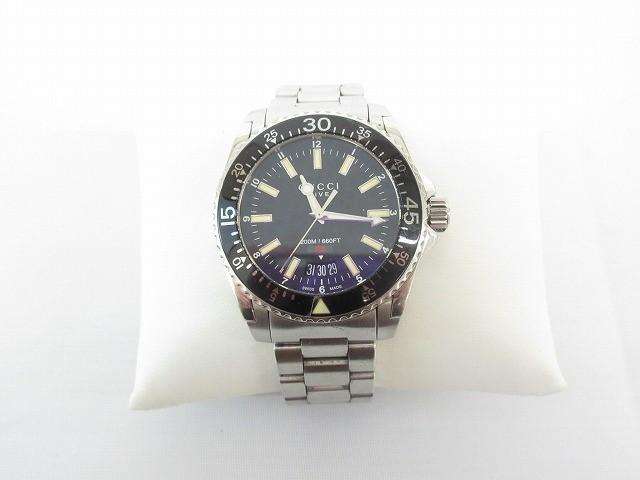 グッチ GUCCI 腕時計 ダイブ 136.3 スイス製 20気圧防水 文字盤ブラック メンズ