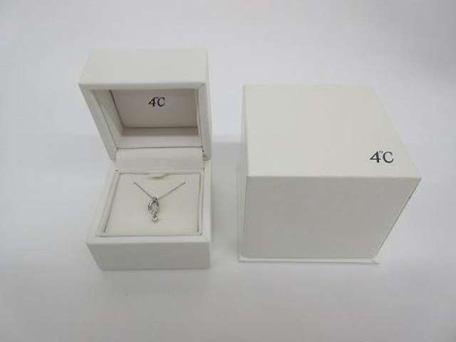 4℃ ヨンドシー K10 ネックレス ペンダント ホワイトゴールド アクセサリー レディース