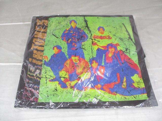 SixTONES VVS Tシャツ